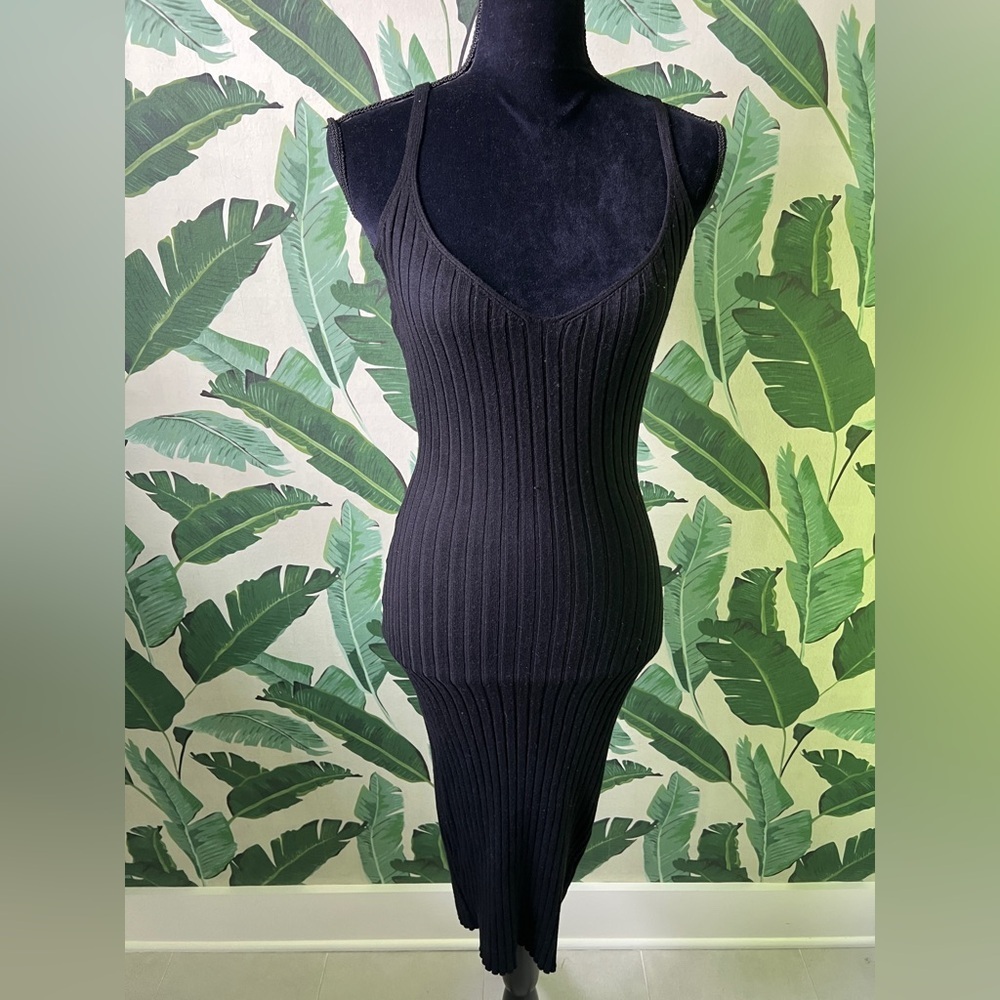 Almost Famous Women’s Black Ribbed Knit‎ Tank Midi Dress Small